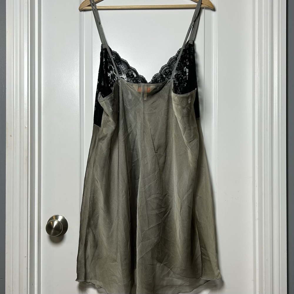 Cacique Black Floral Lace Bodice Taupe Satin Chemise Slip Coquette Goth Style - Picture 2 of 2